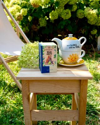 🎁 Hledáte milý dárek na rozloučenou s paní učitelkou nebo panem učitelem? Čaj Vřelé objetí od značky @sonnentor.cz je...