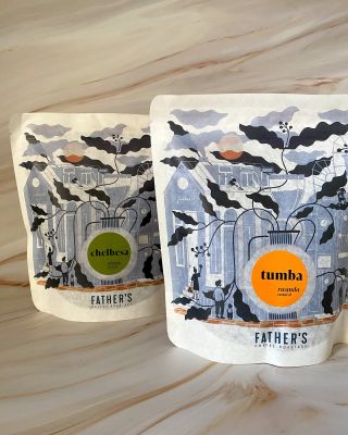 ☕️ Novinky na e-shopu! ☕️ Máme pro vás dvě skvělé kávy od @fathers_coffee_roastery a navíc v krásných nových obalech! 💛 ✨...